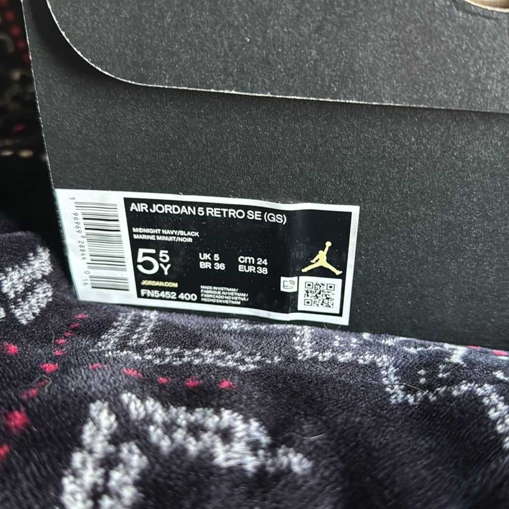 Air Jordan 5 - Picture 7 of 7